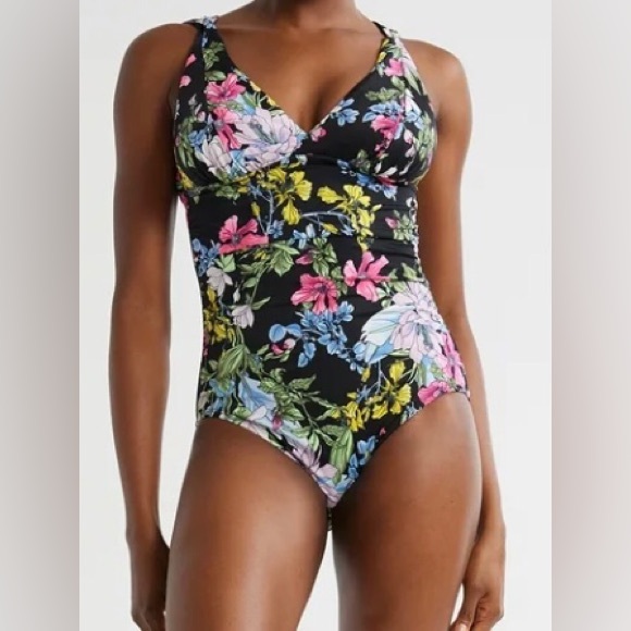 Nwt Floral Swimsuit - Picture 2 of 6